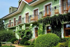Отель Hotel Tematin в городе Моравани-над-Вагом, Словакия