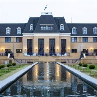 Отель Heerlickheijd Van Ermelo в городе Хардервейк, Нидерланды