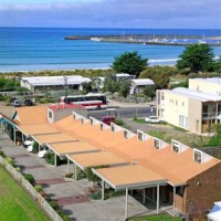 Отель Beachfront Motel and Cottages в городе Аполло Бэй, Австралия