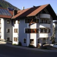 Отель Haus Dorfplatz в городе Гальтюр, Австрия