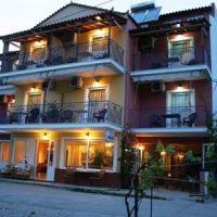 Отель Sillelis Rooms в городе Ровиес, Греция
