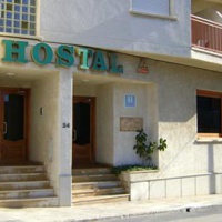 Отель Hostal El Castell в городе Калафель, Испания