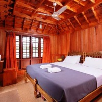 Отель Coconut Creek Farm And Homestay Bed & Breakfast Kumarakom в городе Коттаям, Индия