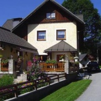 Отель Ferienwohnungen Hillbrand в городе Бад-Гойзерн, Австрия