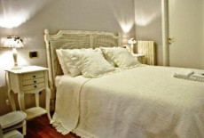 Отель Borgo Manzoni - Charming House в городе Пьеве-Эмануэле, Италия