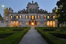 Отель La Zambonina в городе Вигазьо, Италия