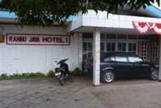 Отель Hotel Rannu Jaya 1 в городе Вамена, Индонезия