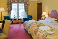 Отель Macdonald Loch Rannoch Hotel & Resort в городе Кинлок Раннок, Великобритания