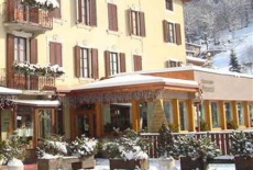 Отель Hotel Pedretti в городе Бранци, Италия