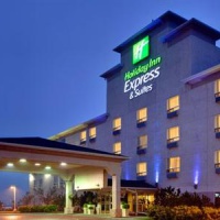 Отель Holiday Inn Express Edmonton International Airport в городе Ледук, Канада