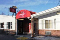 Отель Red Carpet Inn Bay Shore в городе Черри Гров, США