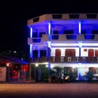 Отель Happy Bay Guest House and Restaurant в городе Матара, Шри-Ланка