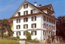 Отель Gasthaus Zum Kreuz в городе Мегген, Швейцария