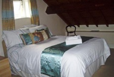 Отель The Cottage Bed & Breakfast в городе Hale Village, Великобритания