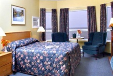 Отель Shallow Bay Motel & Cabins Conference Centre в городе Cow Head, Канада
