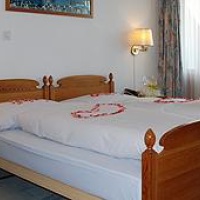 Отель Motel de la Gruyere Restoroute Avry-devant-Pont в городе Pont-en-Ogoz, Швейцария