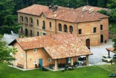 Отель Agriturismo Valdispinso в городе Санта-Виттория-д'Альба, Италия
