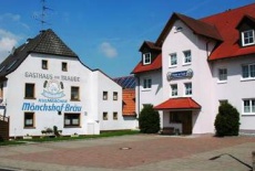 Отель Gasthaus und Pension zur Traube в городе Эбрах, Германия