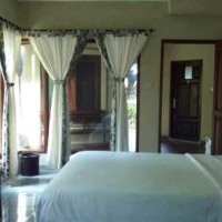 Отель Lathysha Boutique Guest House в городе Serpong, Индонезия