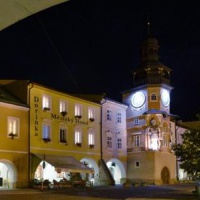 Отель Mestsky Hotel Dorinka в городе Гостинне, Чехия
