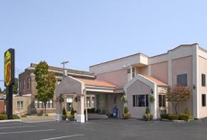 Отель Super 8 Motel Belleville St Louis Area в городе Белльвилль, США