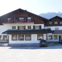 Отель Hotel Bad Schwarzsee в городе Plaffeien, Швейцария