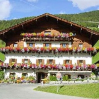 Отель Gasthof Dolomitenhof в городе Картич, Австрия