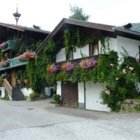 Отель Gasthof Kroll Niedernsill в городе Нидернзилль, Австрия
