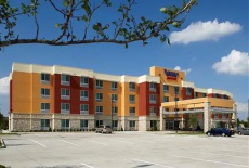 Отель Fairfield Inn & Suites Dallas Plano The Colony в городе Колони, США