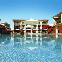 Отель Oaks Broome в городе Брум, Австралия
