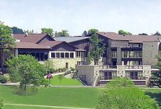 Отель Wilson Lodge at Oglebay Resort & Conference Center в городе Уилинг, США