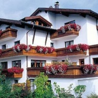 Отель Hotel Garni Elfriede в городе Зерфаус, Австрия