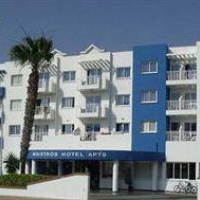 Отель Maistros Hotel Apartments and Bungalow Suites в городе Protaras, Кипр