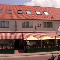 Отель Hotel Cafe Restaurant de Kroon в городе Виссенкерке, Нидерланды