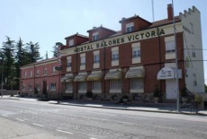 Отель Hostal Salones Victoria в городе Санта Марина дел Рей, Испания
