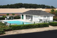 Отель Jameson Inn Oakwood Gainesville в городе Флауэри Бранч, США