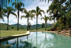 Отель Hillcrest Mount Warning View Retreat в городе Ноббис-Крик, Австралия