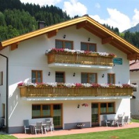 Отель Haus Lowe в городе Фильцмос, Австрия