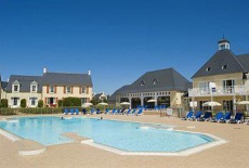 Отель Pierre & Vacances Residence Le Green Beach в городе Пор-ан-Бессен-Юппен, Франция