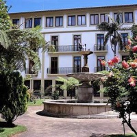 Отель Angra Garden Hotel Angra do Heroismo в городе Ангра-ду-Эроишму, Португалия