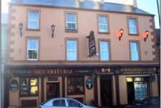 Отель Mitchell's Bar Apartments Carrigallen в городе Карригаллен, Ирландия