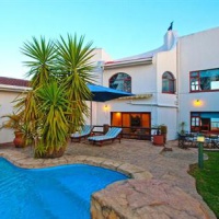 Отель Blue Oyster в городе Книсна, Южная Африка