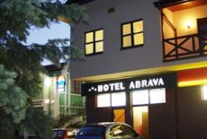 Отель Hotel Abrava в городе Цехоцинек, Польша