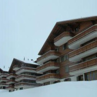 Отель Appartement Moilles 13 в городе Валь-Д'илье, Швейцария