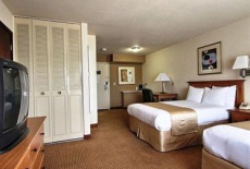 Отель Best Western Woodsview Inn Milwaukee в городе Уэст Аллис, США