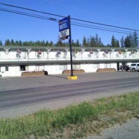 Отель Caravan Motel Quesnel в городе Квеснел, Канада