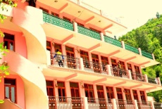 Отель Sun N Sky Tirthan Valley в городе Banjar, Индия