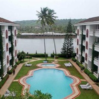 Отель Resort Marinha Dourada Calangute в городе Арпора, Индия