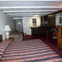 Отель Edinboro Inn Resort & Conference Center в городе Эдинборо, США