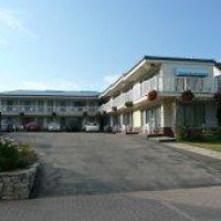 Отель Blue Bay Motel Tobermory в городе Тобермори, Канада